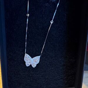 Elegant Silver Butterfly Necklace